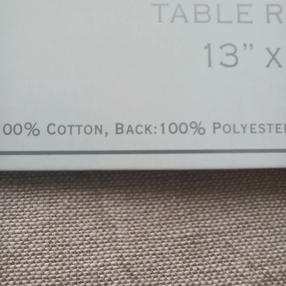 BELLA LUX HOLIDAY TABLE RUNNER NWT 13"X 72" - Picture 12 of 12